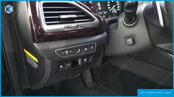 GENESIS EQ900 3.8 GDI AWD