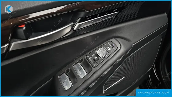 GENESIS EQ900 3.8 GDI AWD