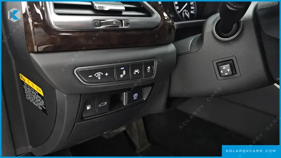 GENESIS EQ900 3.8 GDI AWD