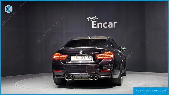 BMW M4 M4 COUPE