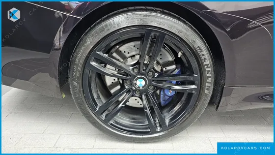 BMW M4 M4 COUPE