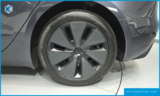 TESLA MODEL 3 LONG RANGE AWD