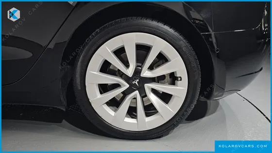 TESLA MODEL 3 LONG RANGE AWD