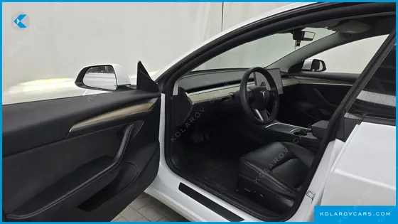 TESLA MODEL 3 RWD