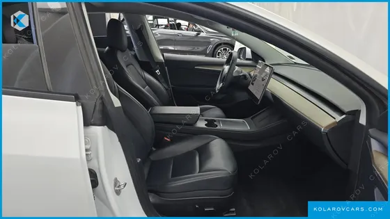 TESLA MODEL 3 RWD