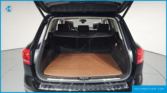 VOLKSWAGEN TOUAREG V6 3.0 TDI BLUEMOTION