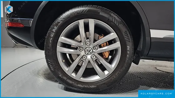 VOLKSWAGEN TOUAREG V6 3.0 TDI BLUEMOTION