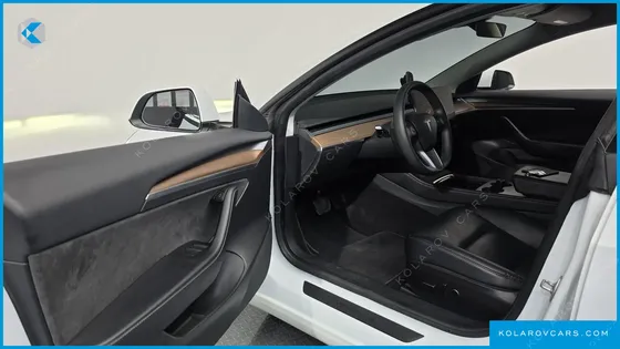 TESLA MODEL 3 LONG RANGE AWD