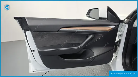 TESLA MODEL 3 LONG RANGE AWD