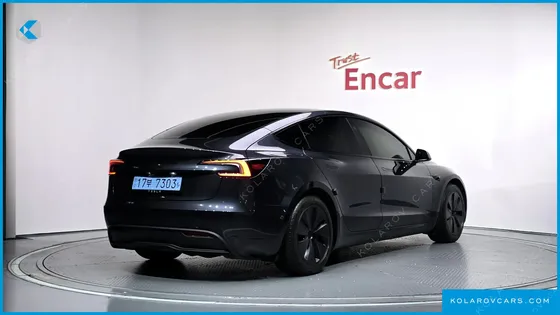 TESLA MODEL 3 RWD