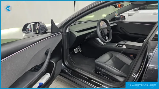 TESLA MODEL 3 RWD