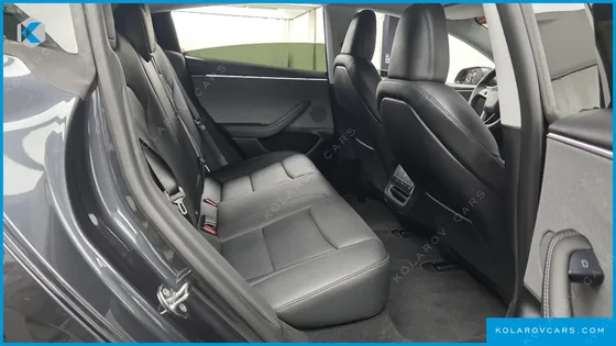 TESLA MODEL 3 RWD