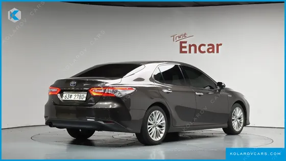 TOYOTA CAMRY 2.5 XLE HYBRID