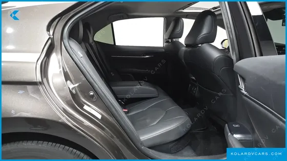 TOYOTA CAMRY 2.5 XLE HYBRID