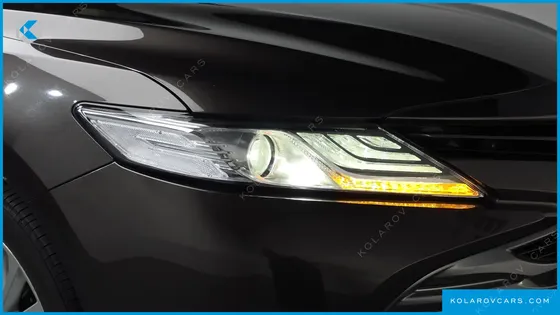 TOYOTA CAMRY 2.5 XLE HYBRID