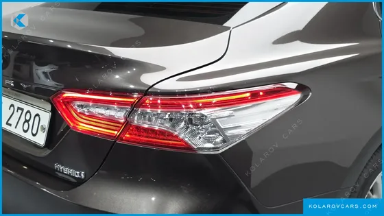 TOYOTA CAMRY 2.5 XLE HYBRID