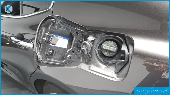 TOYOTA CAMRY 2.5 XLE HYBRID