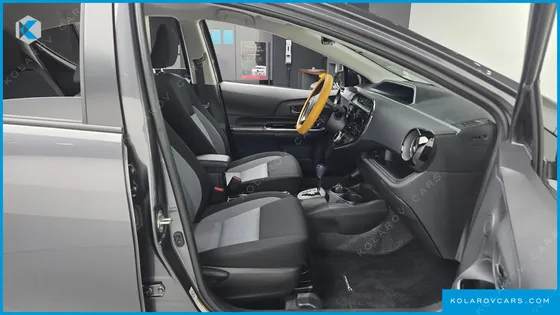 TOYOTA PRIUS 1.5