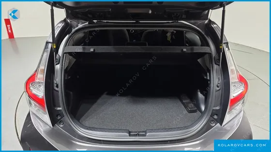 TOYOTA PRIUS 1.5