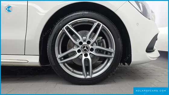 MERCEDES CLA-CLASS CLA220 AMG LINE