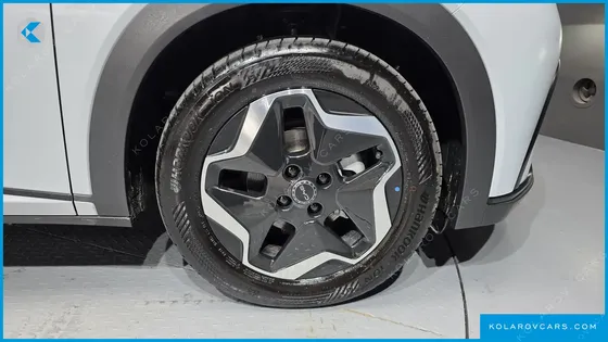 BYD DOLPHIN BASE