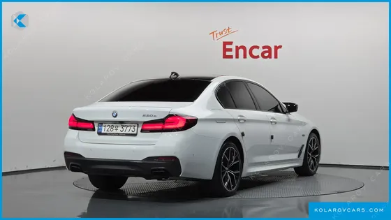 BMW 5 SERIES 530E M SPORT