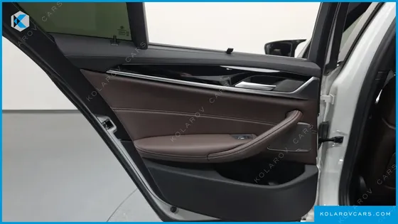 BMW 5 SERIES 530E M SPORT