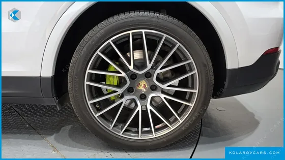 PORSCHE CAYENNE 3.0 E-HYBRID