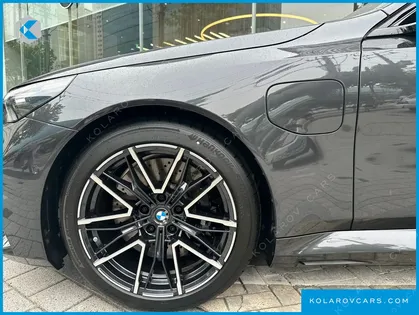 BMW M5 M5 SEDAN