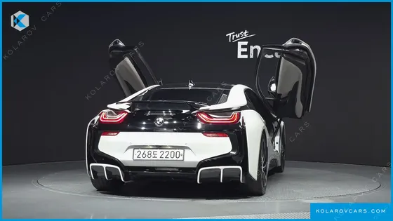 BMW I8 COUPE