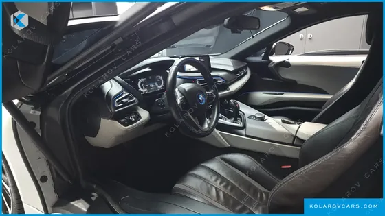 BMW I8 COUPE