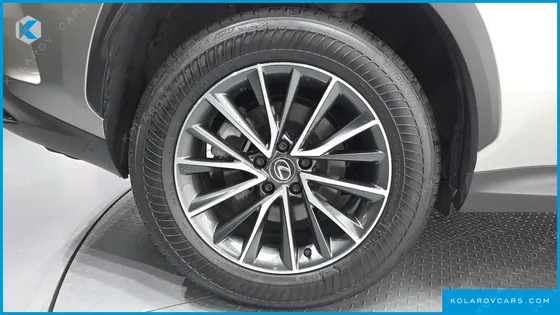 LEXUS NX PREMIUM