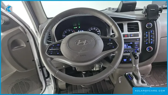 HYUNDAI PORTER II SUPER CABIN LPG