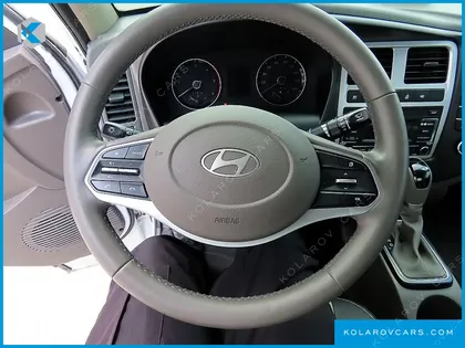 HYUNDAI PORTER II SUPER CABIN LPG
