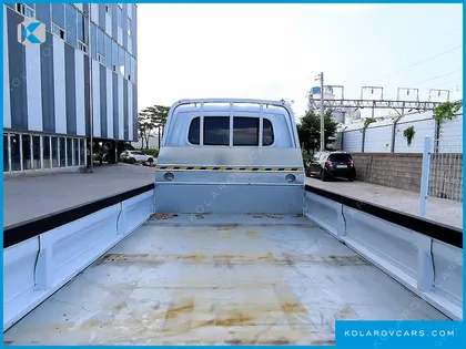 HYUNDAI PORTER II SUPER CABIN LPG