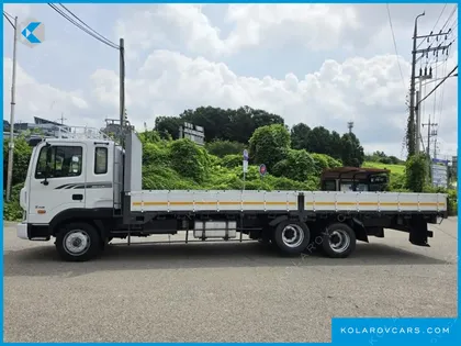 HYUNDAI MEGA TRUCK GOLD