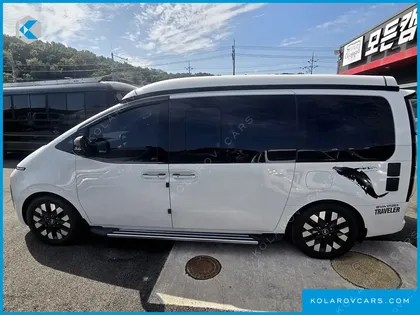 HYUNDAI STARIA NONE