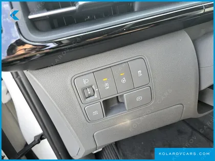 HYUNDAI STARIA NONE