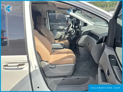 HYUNDAI STARIA NONE