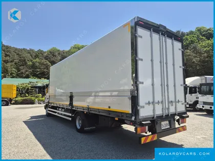 HYUNDAI MEGA TRUCK SUP