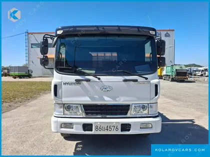 HYUNDAI MEGA TRUCK GOLD