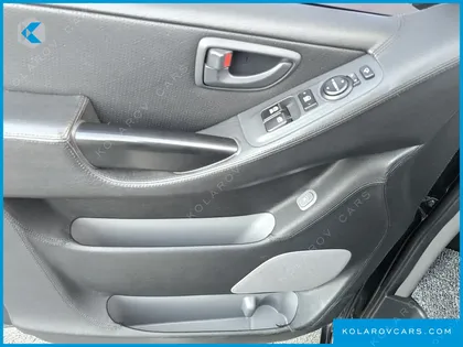 HYUNDAI GRAND STAREX NONE