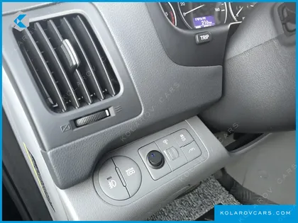 HYUNDAI GRAND STAREX NONE