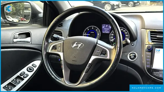 HYUNDAI ACCENT DIESEL 1.6 VGT PREMIUM