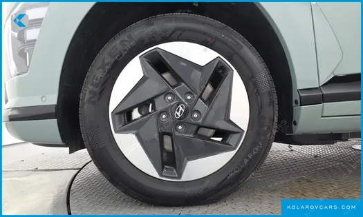 HYUNDAI KONA LONG RANGE