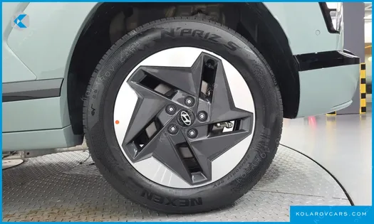 HYUNDAI KONA LONG RANGE