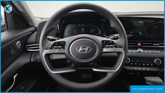 HYUNDAI ELANTRA (AVANTE) SMART