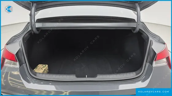 HYUNDAI ELANTRA (AVANTE) SMART