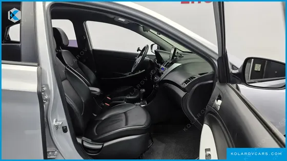 HYUNDAI ACCENT DIESEL 1.6 VGT LUXURY