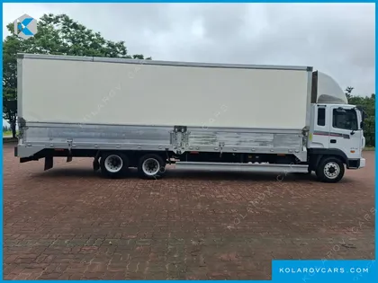 HYUNDAI MEGA TRUCK GOLD
